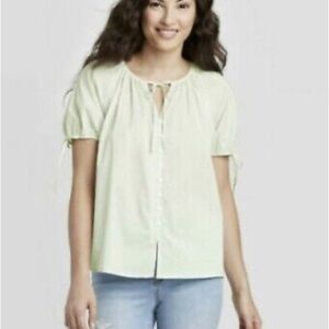 Universal Thread Green and polka dot Blouse